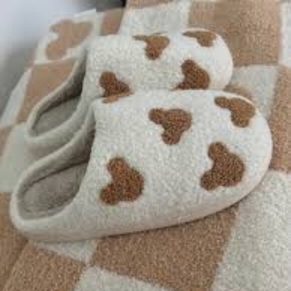 Womens Mickey Mouse Slippers - Picture 2 of 2